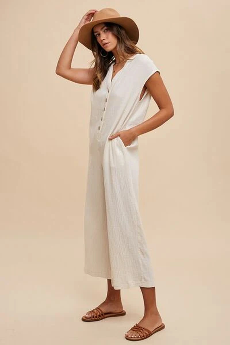 Annie Wear Wide Leg Jumpsuit – Button Front Detail, Relaxed Fit & Side Pockets